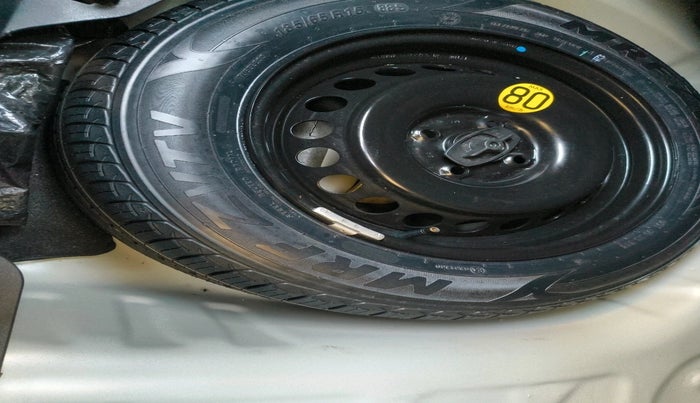 2017 Maruti Baleno ZETA PETROL 1.2, Petrol, Manual, 47,700 km, tyre