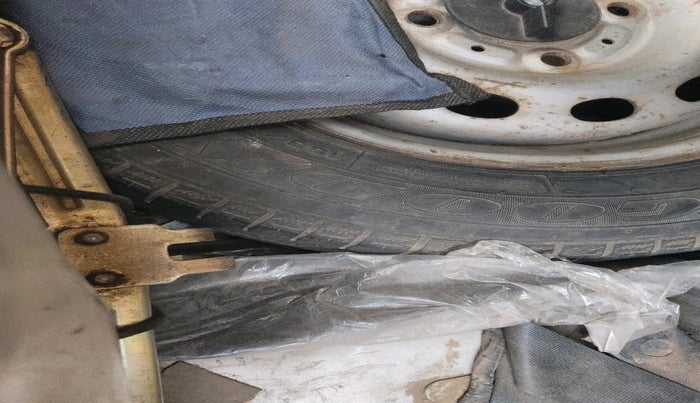 2016 Tata Indica EV2 LS, Diesel, Manual, 1,11,906 km, tyre