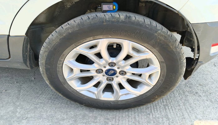 2013 Ford Ecosport TITANIUM 1.0L ECOBOOST (OPT), Petrol, Manual, 89,898 km, tyre