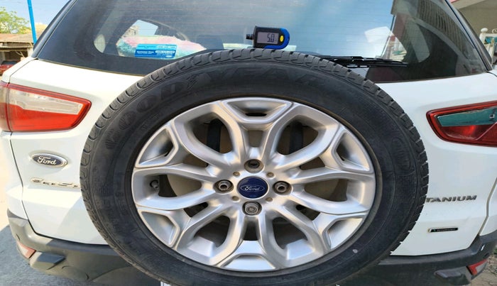 2013 Ford Ecosport TITANIUM 1.0L ECOBOOST (OPT), Petrol, Manual, 89,898 km, tyre