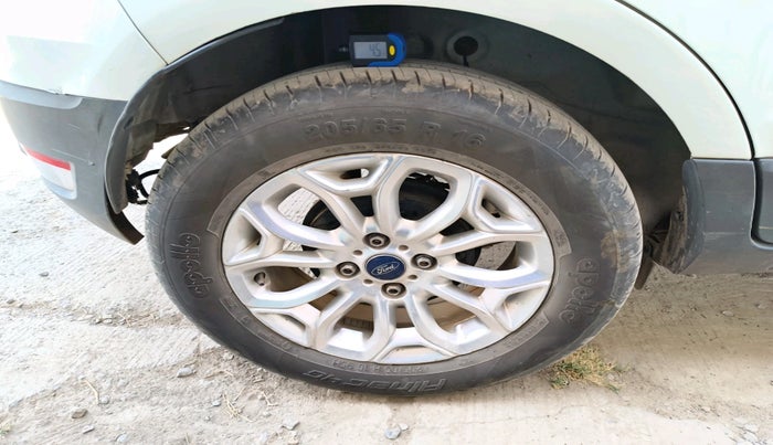 2013 Ford Ecosport TITANIUM 1.0L ECOBOOST (OPT), Petrol, Manual, 89,898 km, tyre