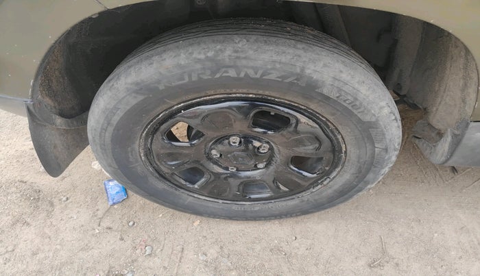 2014 Renault Duster 110 PS RXL 4X4 MT DIESEL, Diesel, Manual, 1,24,313 km, tyre