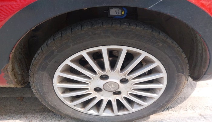 2015 Tata Zest XMS PETROL, Petrol, Manual, 1,27,285 km, tyre