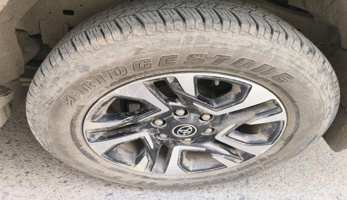 2024 Toyota Fortuner 4X2 AT 2.8 LEGENDER, Diesel, Automatic, 32,276 km, tyre