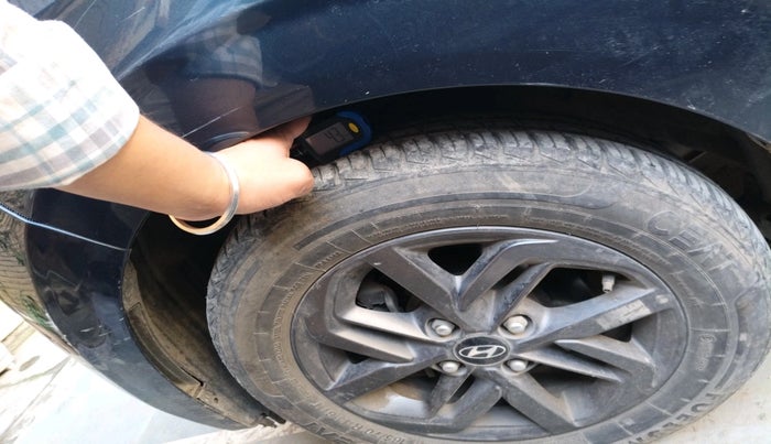 2021 Hyundai GRAND I10 NIOS SPORTZ 1.2 KAPPA VTVT CNG, CNG, Manual, 29,811 km, tyre