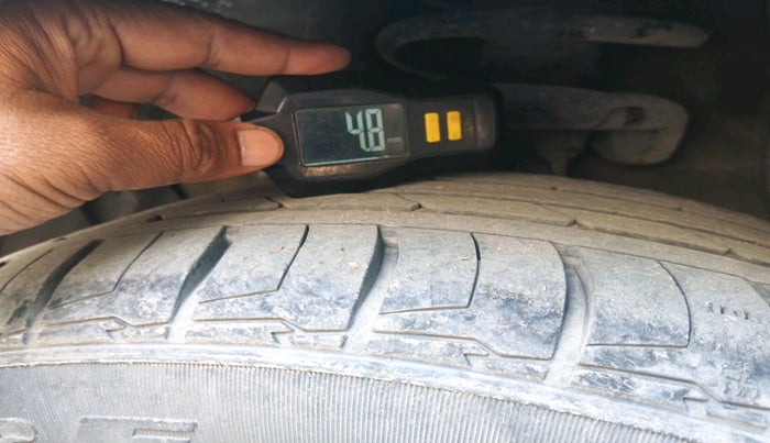 2023 Hyundai ALCAZAR PLATINUM 1.5 TURBO PETROL MT 7STR, Petrol, Manual, 27,489 km, tyre