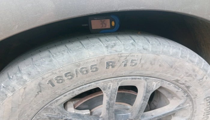 2018 Maruti Swift ZXI AMT, Petrol, Automatic, 20,340 km, tyre