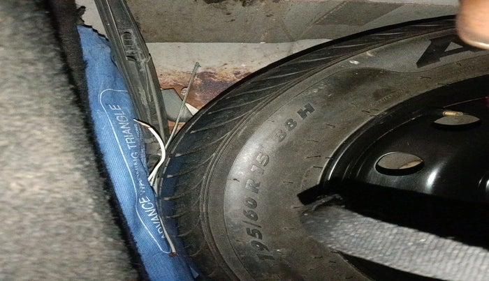 2013 Fiat Grand Punto DYNAMIC 1.3, Diesel, Manual, 97,808 km, tyre