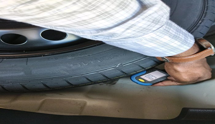 2021 Tata NEXON XMA PETROL, Petrol, Automatic, 20,017 km, tyre