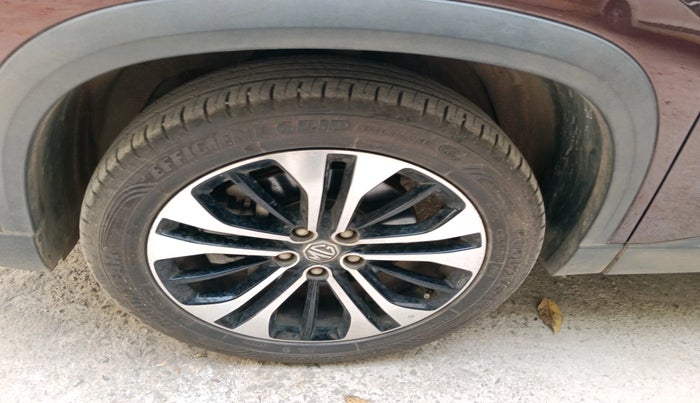 2022 MG HECTOR SHARP 1.5 PETROL CVT, Petrol, Automatic, 26,353 km, tyre