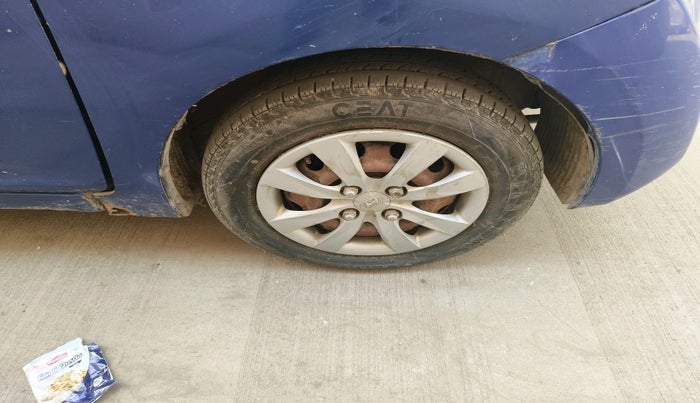 2013 Hyundai Eon MAGNA +, Petrol, Manual, 1,24,595 km, tyre