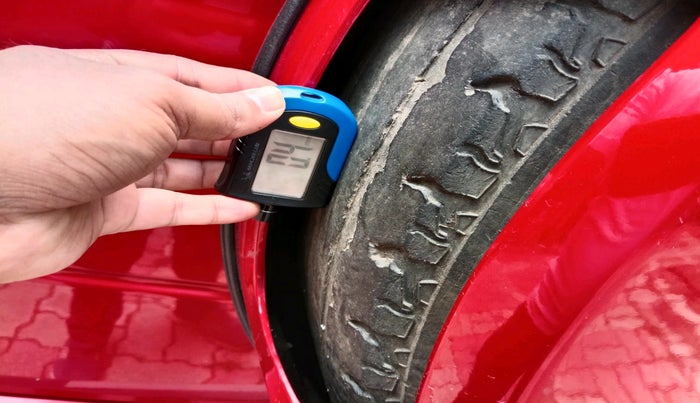 2019 Mahindra TUV300 T8, Diesel, Manual, 41,871 km, tyre