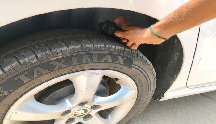 2015 Skoda Rapid AMBITION 1.5 TDI AT, Diesel, Automatic, 89,696 km, tyre