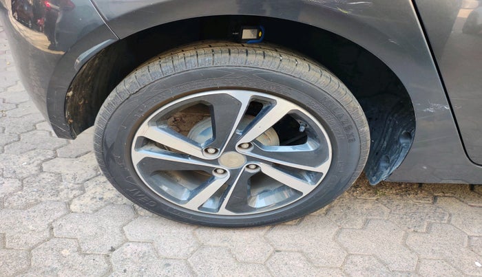 2021 Tata ALTROZ XZ PETROL, Petrol, Manual, 46,557 km, tyre