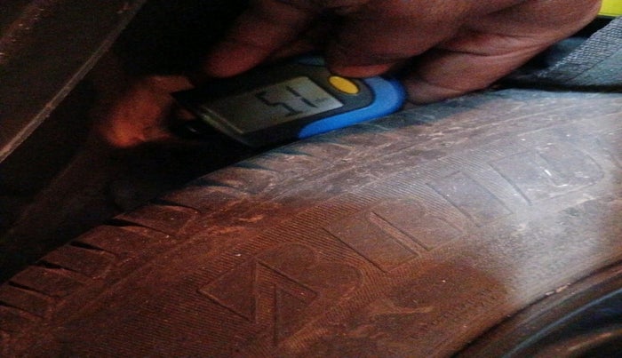 2013 Hyundai i10 SPORTZ 1.2, Petrol, Manual, 40,786 km, tyre