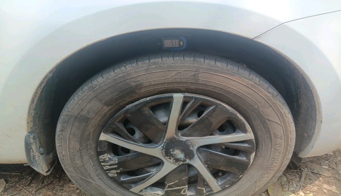 2018 Maruti Swift VDI, Diesel, Manual, 1,50,584 km, tyre