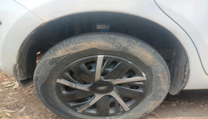 2018 Maruti Swift VDI, Diesel, Manual, 1,50,584 km, tyre