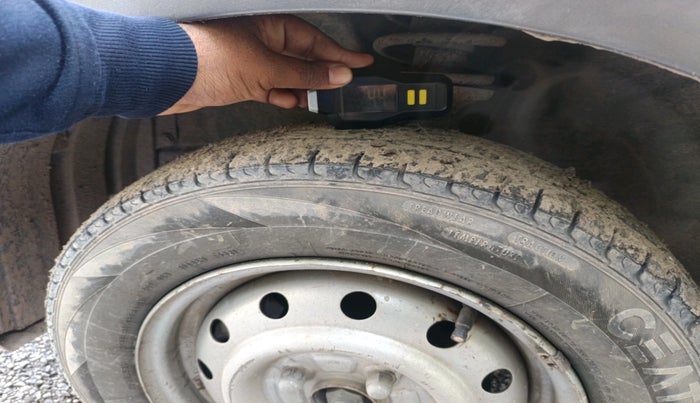 2013 Maruti Wagon R 1.0 LXI, Petrol, Manual, 59,680 km, tyre