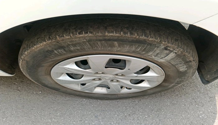 2015 Hyundai Elite i20 SPORTZ 1.2, Petrol, Manual, 39,060 km, tyre