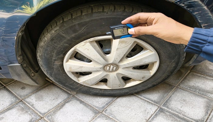 2008 Maruti Swift Dzire VXI 1.3, Petrol, Manual, 40,560 km, tyre