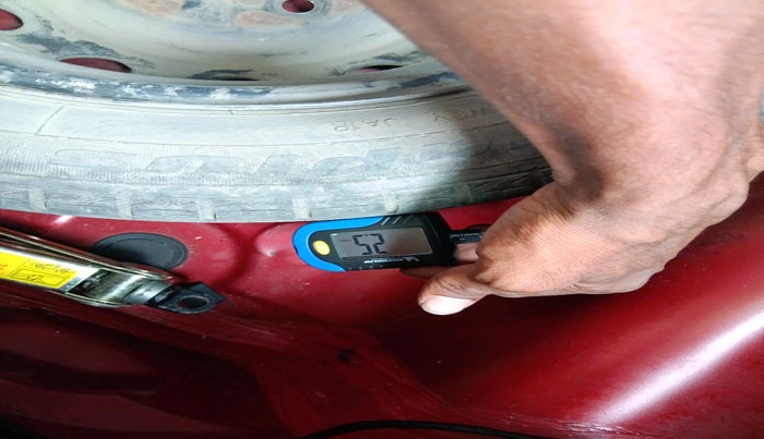 2013 Hyundai Eon MAGNA +, Petrol, Manual, 42,623 km, tyre