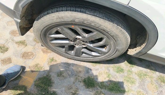 2021 Tata Safari XT PLUS, Diesel, Manual, 1,01,384 km, tyre