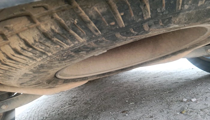 2013 Mahindra XUV500 W8, Diesel, Manual, 1,96,928 km, tyre