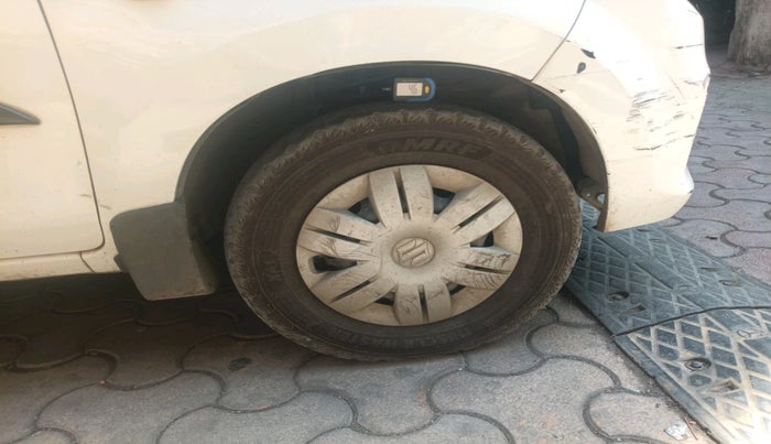 2016 Maruti Alto 800 VXI, Petrol, Manual, 90,748 km, tyre