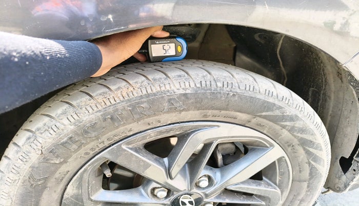 2022 Hyundai GRAND I10 NIOS SPORTZ 1.2 KAPPA VTVT, CNG, Manual, 51,335 km, tyre