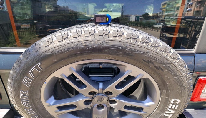 2021 Mahindra Thar LX D AT 4WD HT, Diesel, Automatic, 62,320 km, tyre