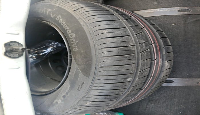 2023 Tata PUNCH PURE MT, CNG, Manual, 45,683 km, tyre