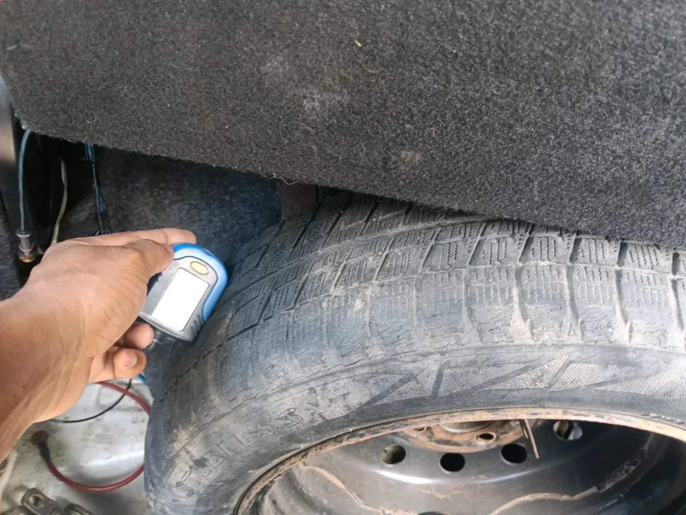 2020 Maruti Alto LXI, CNG, Manual, 43,010 km, tyre