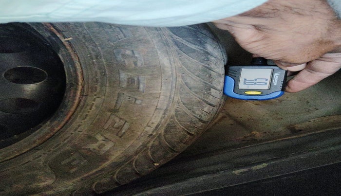 2014 Hyundai i20 ASTA 1.4 CRDI, Diesel, Manual, 84,874 km, tyre