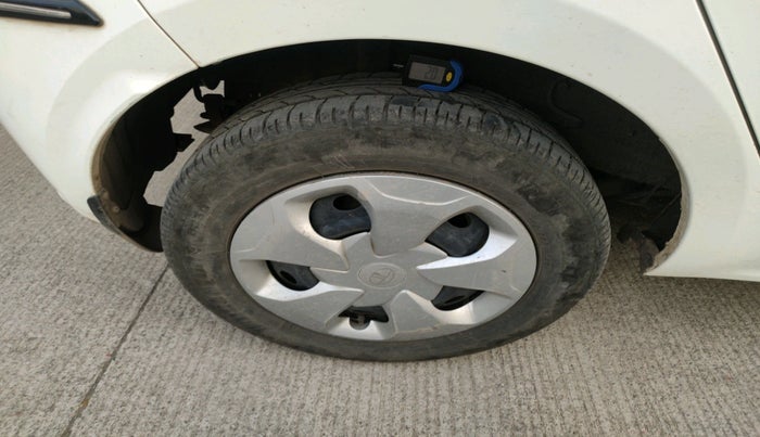 2024 Tata Tiago XM CNG, CNG, Manual, 49,854 km, tyre