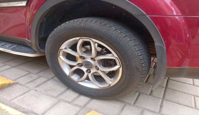 2018 Mahindra XUV500 W7, Diesel, Manual, 58,272 km, tyre