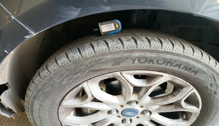 2013 Ford Ecosport TITANIUM 1.0L ECOBOOST, Petrol, Manual, 96,000 km, tyre