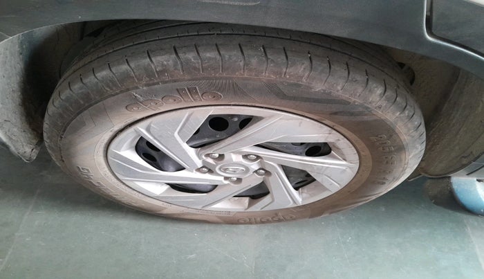 2024 Hyundai Creta EX 1.5 DIESEL, Diesel, Manual, 77,354 km, tyre