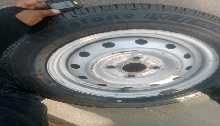 2017 Maruti Wagon R 1.0 LXI, Petrol, Manual, 53,055 km, tyre