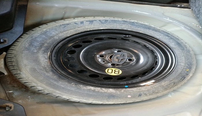 2017 Maruti Baleno ZETA PETROL 1.2, Petrol, Manual, 1,69,417 km, tyre