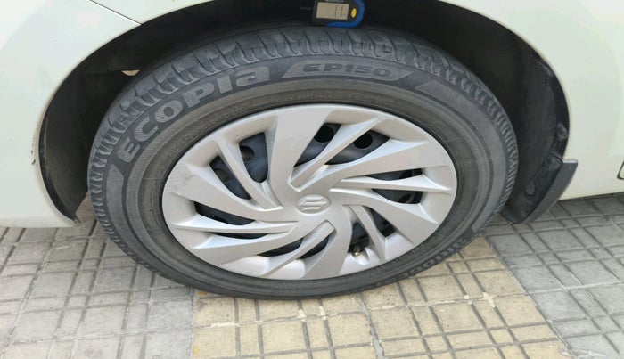 2021 Maruti Ertiga VXI CNG, CNG, Manual, 53,681 km, tyre