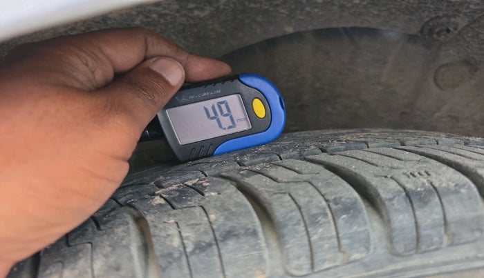 2011 Hyundai i20 MAGNA 1.2, Petrol, Manual, 94,863 km, tyre