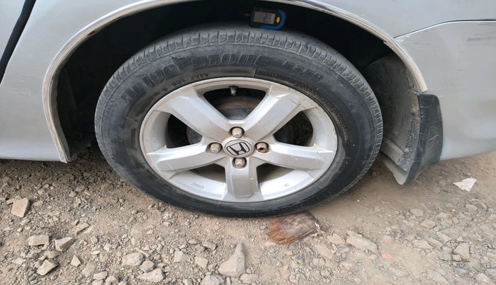 2010 Honda City 1.5L I-VTEC V MT, Petrol, Manual, 1,10,263 km, tyre