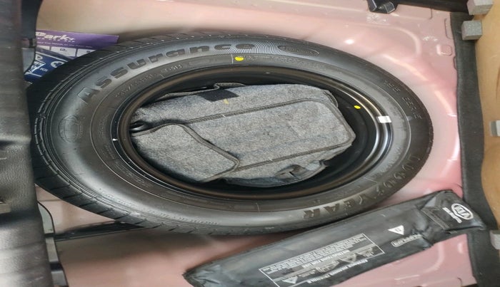 2021 KIA SONET HTK PLUS 1.0 IMT, Petrol, Manual, 87,395 km, tyre