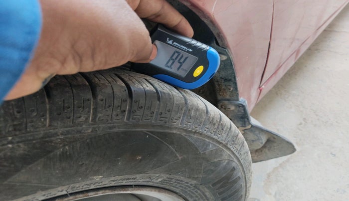 2011 Hyundai i10 ERA 1.1, Petrol, Manual, 63,763 km, tyre