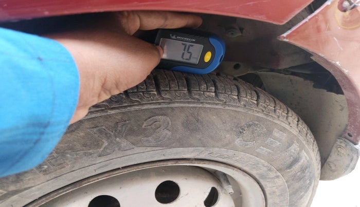 2011 Hyundai i10 ERA 1.1, Petrol, Manual, 63,763 km, tyre