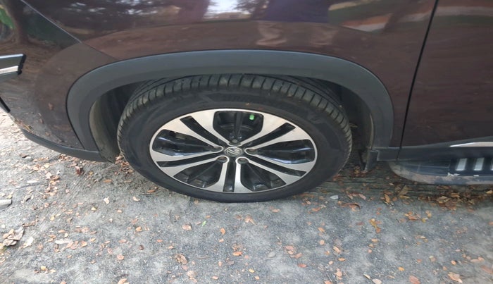 2022 MG HECTOR SHARP 2.0 DIESEL, Diesel, Manual, 56,165 km, tyre