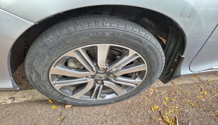 2020 Honda City 1.5L I-VTEC V MT, Petrol, Manual, 34,646 km, tyre