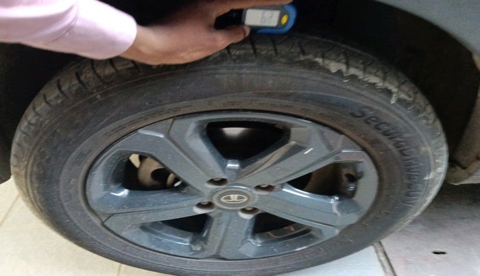 2022 Tata NEXON EV XZ PLUS DARK EDITION, Electric, Automatic, 60,668 km, tyre