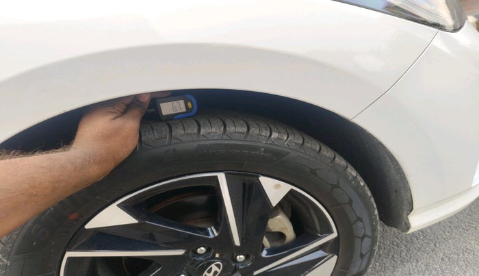 2022 Hyundai Verna SX (O) 1.5 CRDI, Diesel, Manual, 40,940 km, tyre