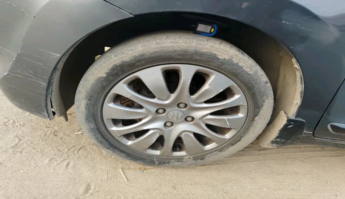 2017 Maruti Baleno ZETA PETROL 1.2, Petrol, Manual, 1,15,830 km, tyre